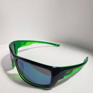 NWT SE5107 Blk/Green authentic Skechers sunglasses with case 😎